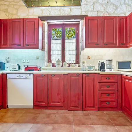 Villa Ira *